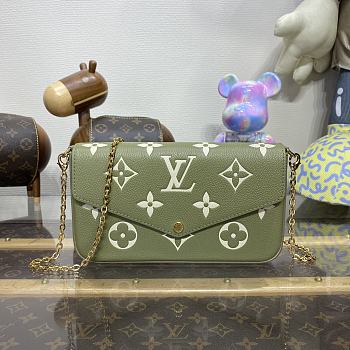 Louis Vuitton LV  Pochette Félicie Chain Bag M64064 Size 21 x 12 x 3 cm