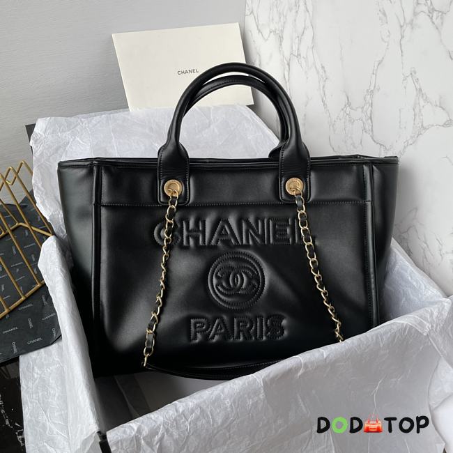 Chanel Small Tote Calfskin Black Size 34 cm - 1