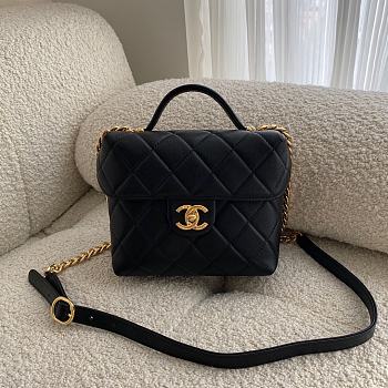 Chanel Caviar Quilted Handy Box Bag Black Size 18 × 7 × 14 cm