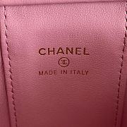 Chanel Pink Quilted Caviar Vanity Case Bag Mini Size 10 × 7 × 9 cm - 6