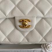 Chanel Caviar Flap Bag White Size 23 × 8 × 16 cm - 6