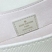 Louis Vuitton LV Hide and Seek Epi Leather White Size 21 x 15 x 8 cm - 2