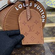 Louis Vuitton Soft Polochon M23092 Brown Size 33 x 17 x 17 cm - 3