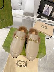 Gucci Loafers 02 - 1
