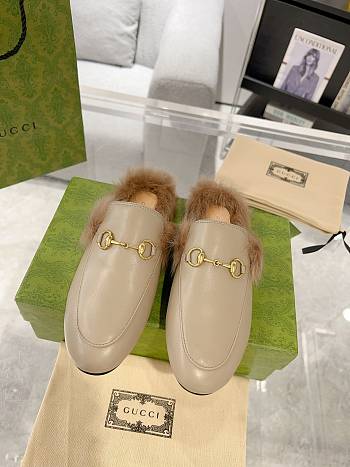 Gucci Loafers 02