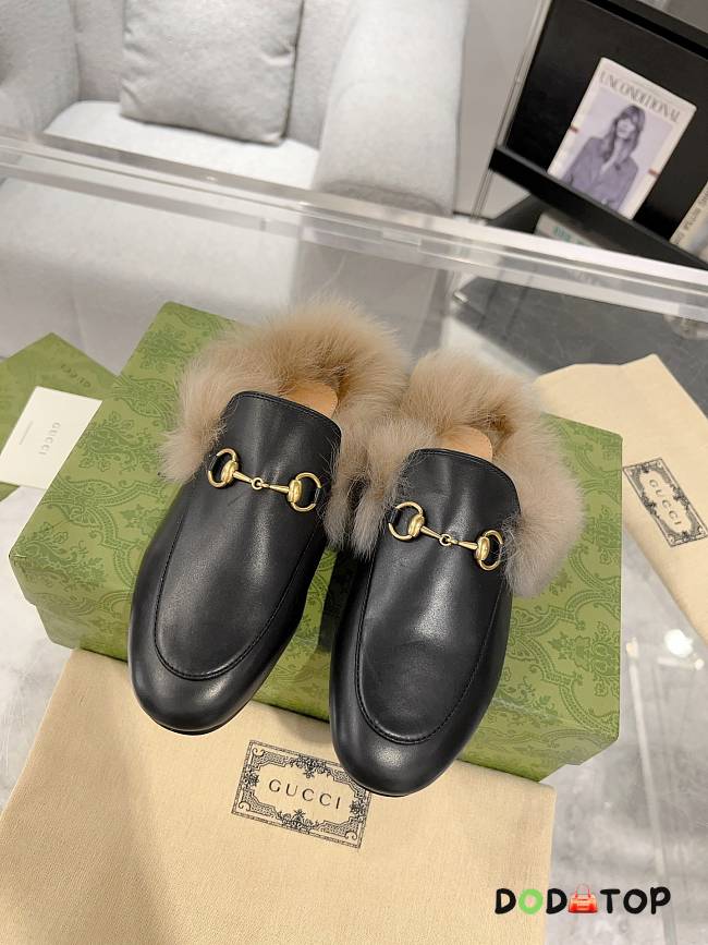 Gucci Loafers Black 02 - 1