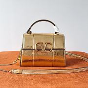 Valentino Garavani Vsling Snake Print Bag Gold Size 22 x 16 x 9 cm - 2