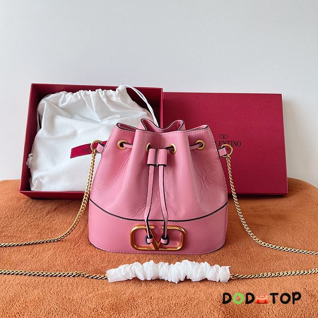 Valentino Mini Sheepskin Bucket Bag Pink Size 20 x 17 x 8 cm - 1
