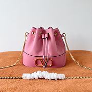 Valentino Mini Sheepskin Bucket Bag Pink Size 20 x 17 x 8 cm - 3
