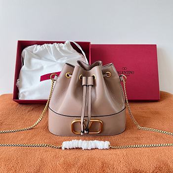 Valentino Mini Sheepskin Bucket Bag Nude Pink Size 20 x 17 x 8 cm