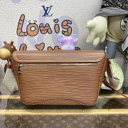 Louis Vuitton LV Montsouris Messenger Bag M23097 Brown Size 34 x 19 x 11 cm - 2