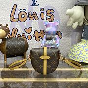 Louis Vuitton LV Micro Chantilly Handbag M46643 Size 12.5 x 13 x 4 cm - 2