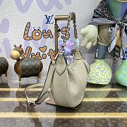 Louis Vuitton LV Baia PM Mahina Leather M22820 Light Coffee Size 26 x 17 x 7.5 cm - 6