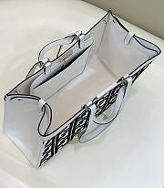 Fendi Peekaboo Tote Bag Black/White 01 Size 41 × 11 × 27 cm - 2