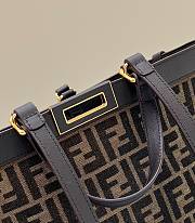 Fendi Peekaboo Tote Bag 02 Size 41 × 11 × 27 cm - 2