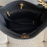Chanel Hobo Hippie Bag Black Size 25 × 8 × 25 cm - 5
