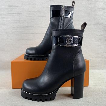  Louis Vuitton Leather Boots Black