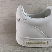 Louis Vuitton Frontrow Sneaker White - 4