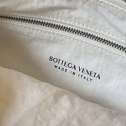 Bottega Veneta Buddy Shoulder Bag White Size 59.5 x 46.5 x 1 cm - 3
