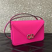 Valentino Garavani V Logo Leather Handbag Hot Pink Size 24 x 15.5 x 7 cm - 4