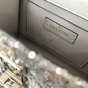 Valentino Garavani Vsling Mini 3D Sequins Top-Handle Bag 02 Size 19 x 13 x 9 cm - 6