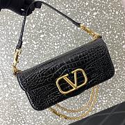 Valentino Garavani Loco Handbag Black Size 27 x 13 x 6 cm - 4