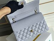 Chanel Flap Bag Light Purple Caviar Size 15.5 x 25.5 x 6.5 cm - 2