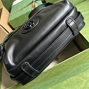 Gucci Double-G Leather Shoulder Bag Men Size 23.5 x 15.5 x 8 cm - 3