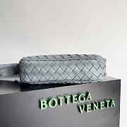 Bottega Veneta Small Intrecciato Camera Bag Gray Size 25 x 16 x 7.5 cm - 4