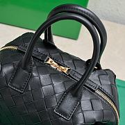 Bottega Veneta Handbag Black Size 20.5 x 15.5 x 10 cm - 3