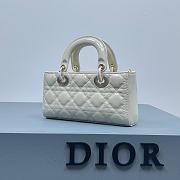 Dior D-Joy Bag Patent Leather White Size 22.5 × 12 × 5.5 cm - 3