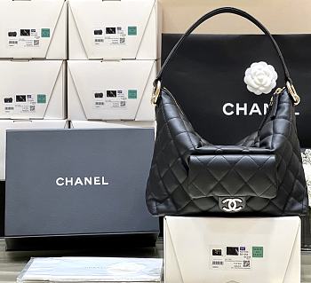 Chanel Hobo Bag Black Size 22.5 x 29.5 x 10 cm