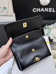 Chanel Small Handbag Black Size 12 x 20 x 8 cm - 6