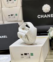 Chanel Half Moon Handle White Bag Size 17.5 x 16 x 5 cm - 3