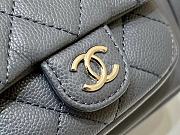 Chanel Backpack Grey AS4399 Size 19.5 x 18 x 10 cm - 5