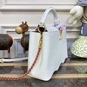 Louis Vuitton LV Capucines Medium Handbag M22121 White Size 31 x 21 x 11 cm - 3