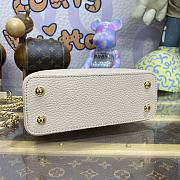 Louis Vuitton LV Capucines Mini Handbag M23082 Size 21 x 14 x 8 cm - 4