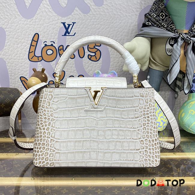 Louis Vuitton LV Capucines Medium Handbag M48865 Size 31 x 21 x 11 cm - 1