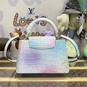 Louis Vuitton LV Capucines Small Handbag M48865 01 Size 27 x 18 x 9 cm - 2
