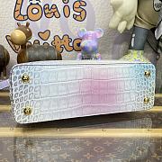 Louis Vuitton LV Capucines Medium Handbag M48865 01 Size 31 x 21 x 11 cm - 4