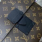 Louis Vuitton LV Pochette S-Lock Monogram Eclipse M82598 Size 28 x 22.5 x 3.5 cm - 4