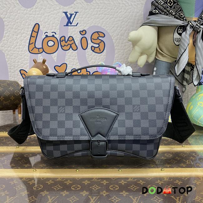 Louis Vuitton LV Montsouris Messenger Bag M46685 Size 34 x 19 x 11 cm - 1