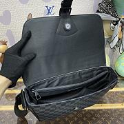 Louis Vuitton LV Montsouris Messenger Bag M46685 Size 34 x 19 x 11 cm - 6