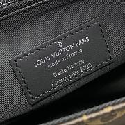 Louis Vuitton LV Montsouris Messenger Bag M46685 Brown Size 34 x 19 x 11 cm - 6