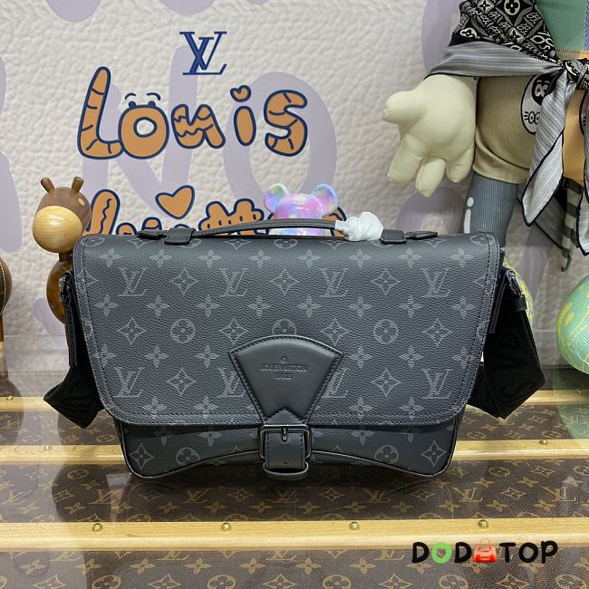 Louis Vuitton LV Montsouris Messenger Bag M46685 Black Size 34 x 19 x 11 cm - 1