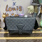Louis Vuitton LV Montsouris Messenger Bag M46685 Black Size 34 x 19 x 11 cm - 1