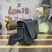 Louis Vuitton LV Montsouris Messenger Bag M46685 Black Size 34 x 19 x 11 cm - 6