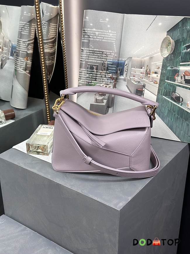 Loewe Mini Puzzle Shoulder Bag Taro Purple Size 24 x 10.5 x 16 cm - 1