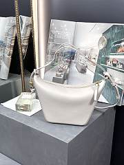 Loewe Hammock Hobo Mini Leather Bag White Size 28 x 17 x 9.5 cm - 1
