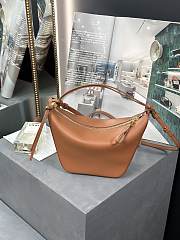 Loewe Hammock Hobo Mini Leather Bag Brown Size 28 x 17 x 9.5 cm - 1